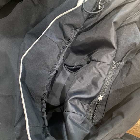 Spyder Black Ski Jacket with White Accents size 6 Women - Picture 6 of 11